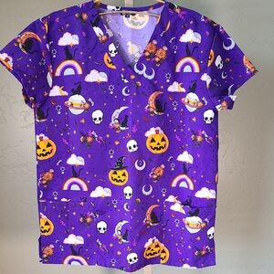 Zikit Halloween Purple Print Scrub Top Women’s Size Small Cats Pumpkins & Skulls